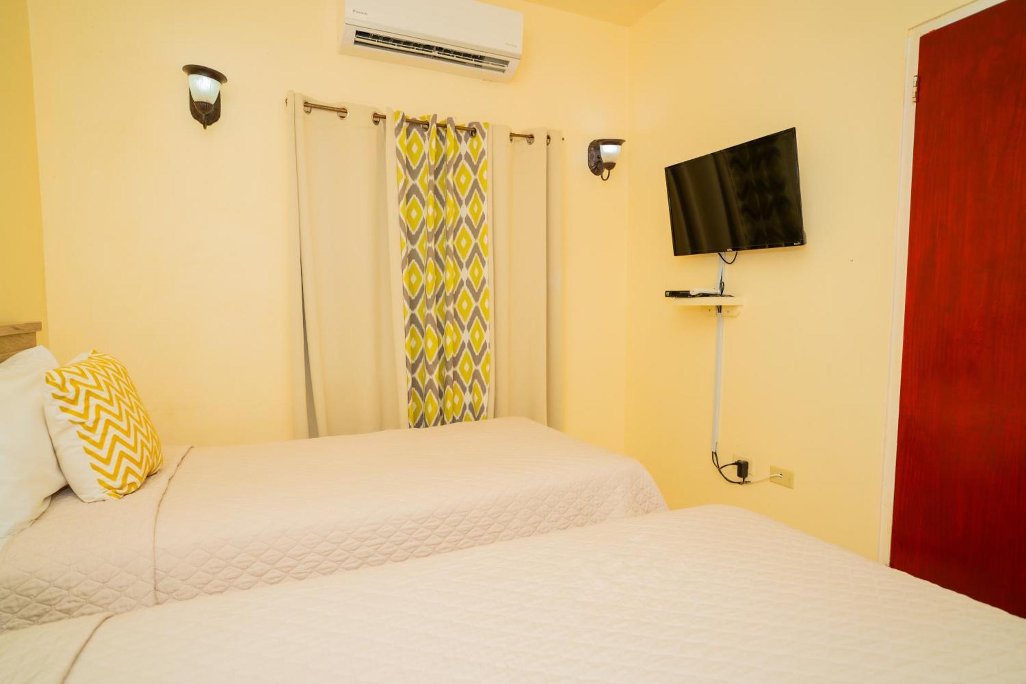Connie'S Comfort Suites St. John's Eksteriør bilde