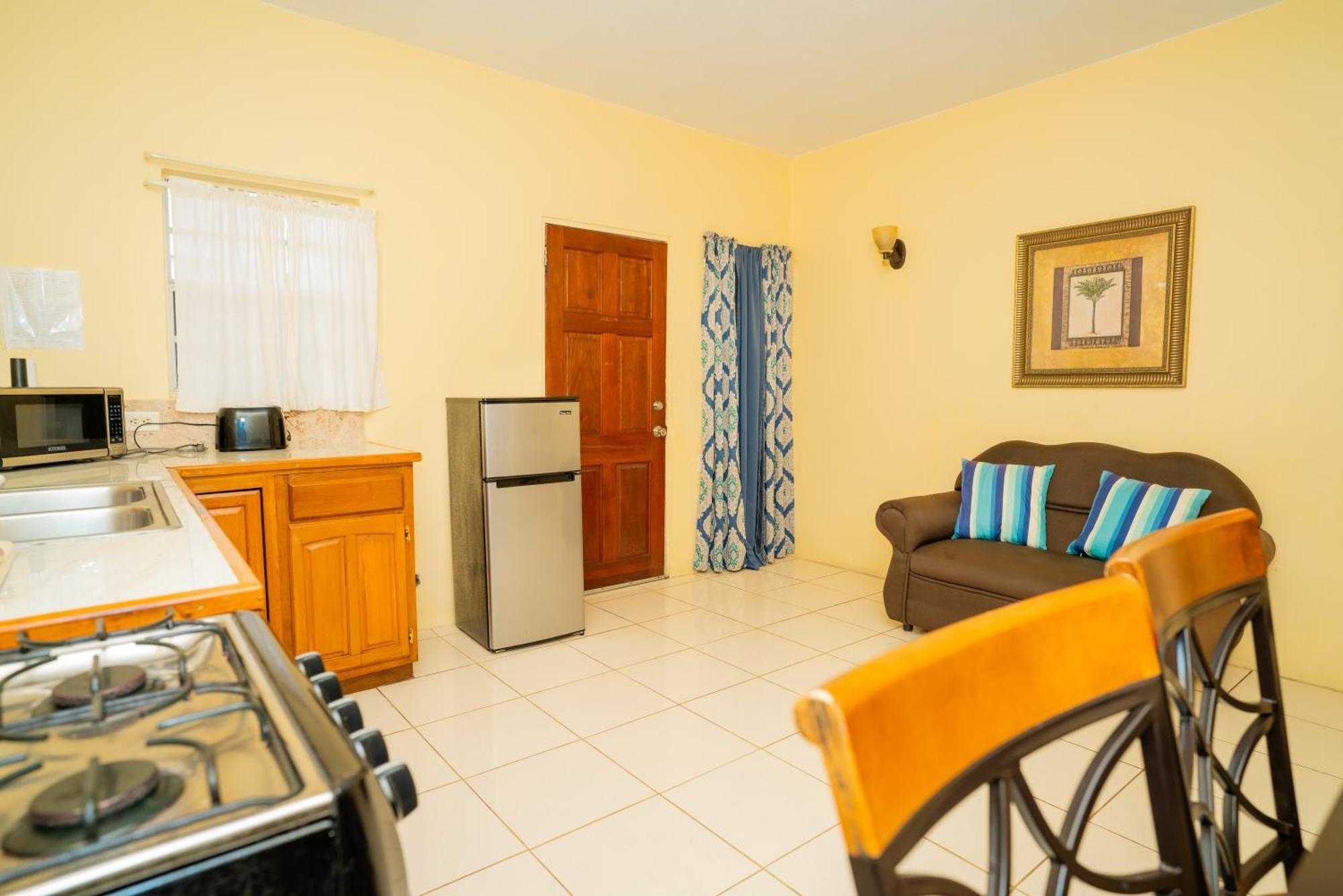 Connie'S Comfort Suites St. John's Eksteriør bilde