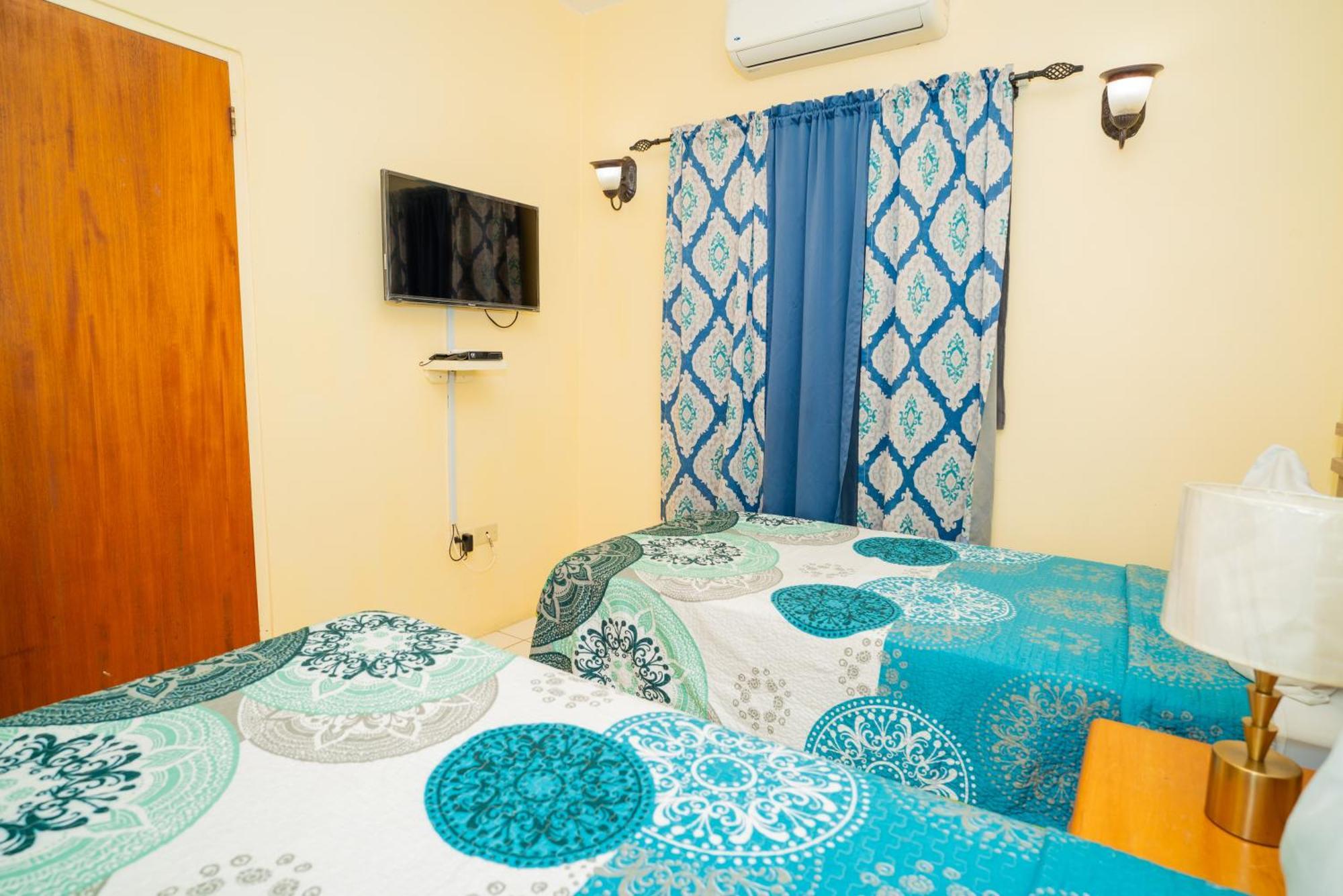 Connie'S Comfort Suites St. John's Eksteriør bilde