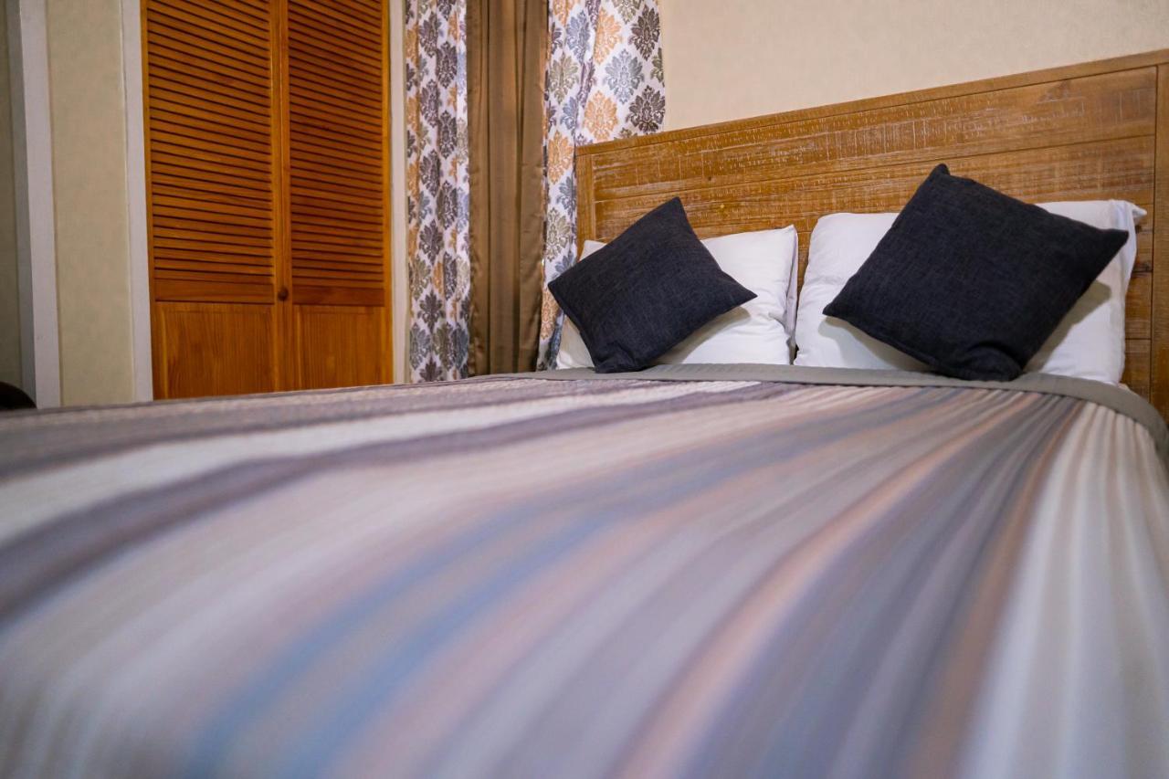 Connie'S Comfort Suites St. John's Eksteriør bilde