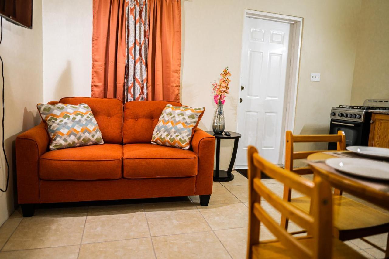 Connie'S Comfort Suites St. John's Eksteriør bilde